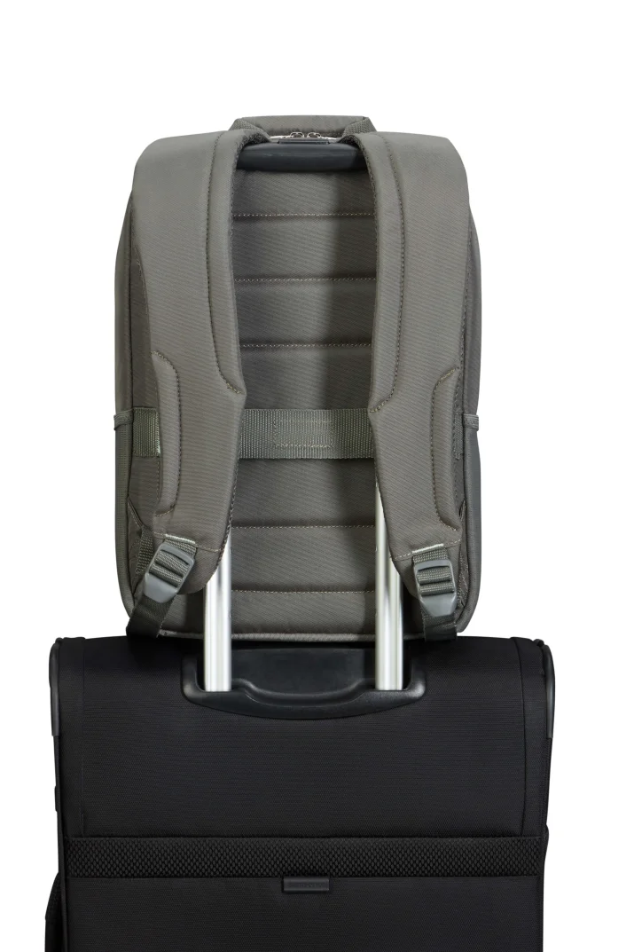 Samsonite Guardit Classy Zaino Per Laptop 15.6'', 22.5L, 44x30x20 Cm, Impermeabile, In PET Riciclato, Con Schienale Imbottito E Tasche Organizzate